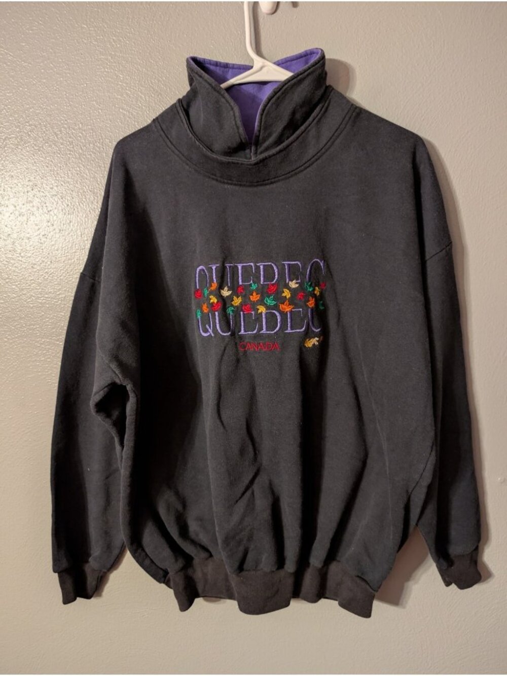 Vintage 90s Cityscape Quebec Canada Double Collar Sweatshirt Black XL Fleece Top